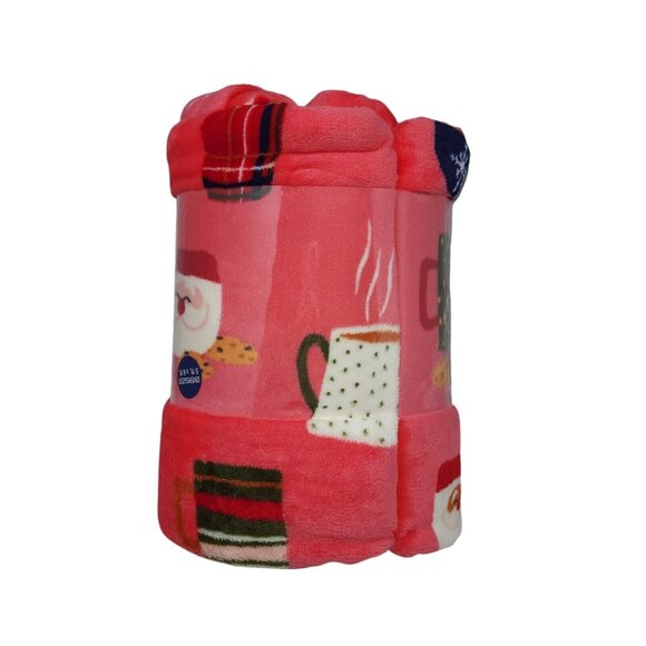 The Big One Oversized Plush Holiday Throw Blanket Hot Drinks 5'x6' or 60"x72" - Picture 2 of 10